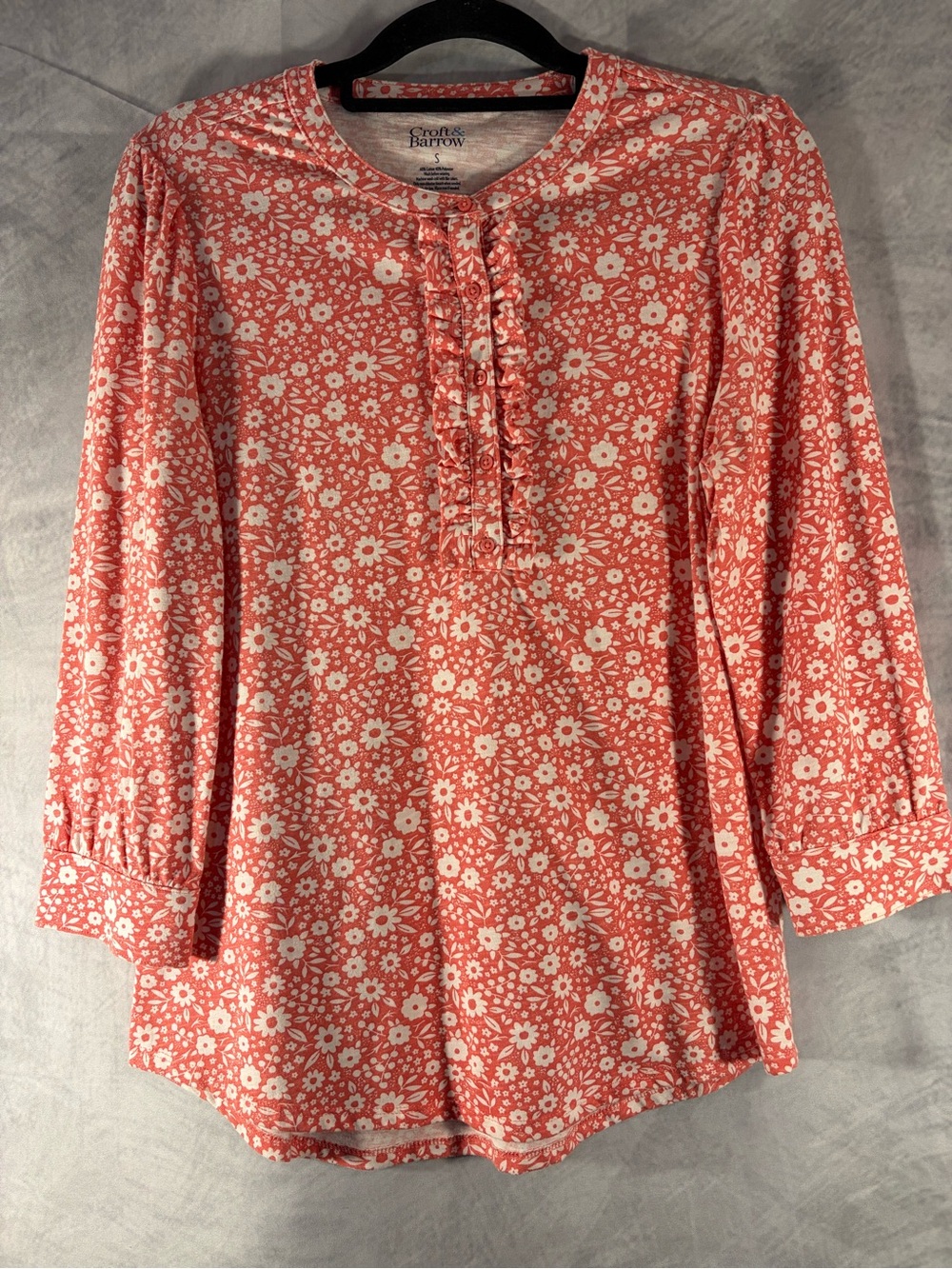 Croft & Barrow Floral Top Women’s Small Coral Long Sleeve Ruffle Knit Shirt